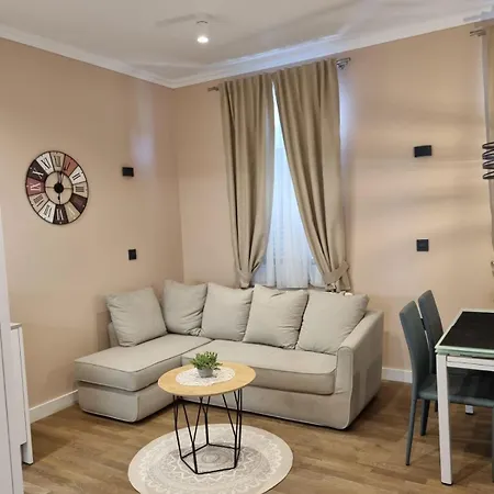 דירה Apartman Mimi *